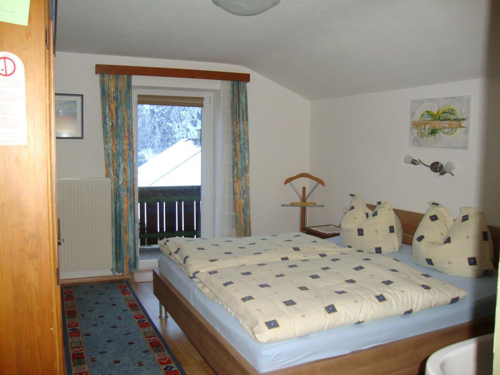 Haus Eder Burgi Hotel Nikolsdorf Habitación foto